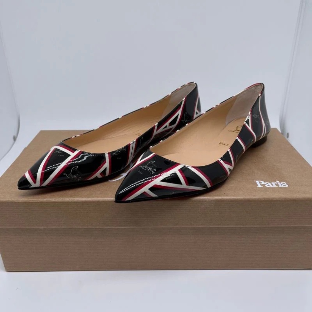 CHRISTIAN LOUBOUTIN BALLALLA PATENT LEATHER FLATS